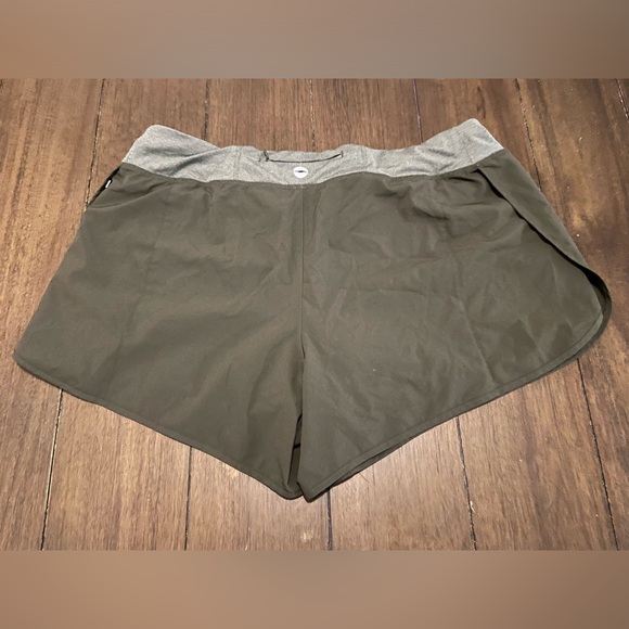 Avia SemiFitted Gym Shorts - Picture 4 of 5